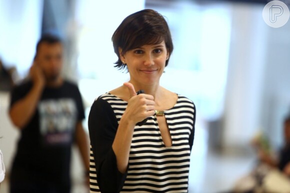 Assessoria de imprensa de Deborah Secco não garante participação da atriz no filme 'Isto é Calypso', em 8 de abril de 2013