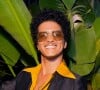 Bruno Mars no Brasil: você sabia que o cantor quase cancelou um show aqui depois de se acabar na feijoada e caipirinha?