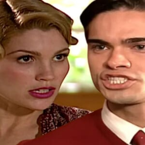 Briga de Cristina (Flavia Alessandra) e Felipe (Sidney Sampaio) termina em expulsão e demissão em massa.