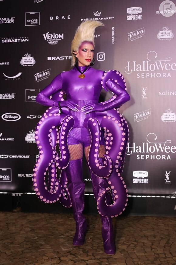 Lorena Improta aposta em uma versão de Úrsula no Baile de Halloween da Sephora no Hotel Unique, em São Paulo, no dia 11 de outubro de 2024