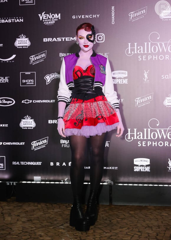 Vivi Wanderley vestiu Operetta, Filha do Fantasma da Ópera em Monster High no Baile de Halloween da Sephora no Hotel Unique, em São Paulo, no dia 11 de outubro de 2024