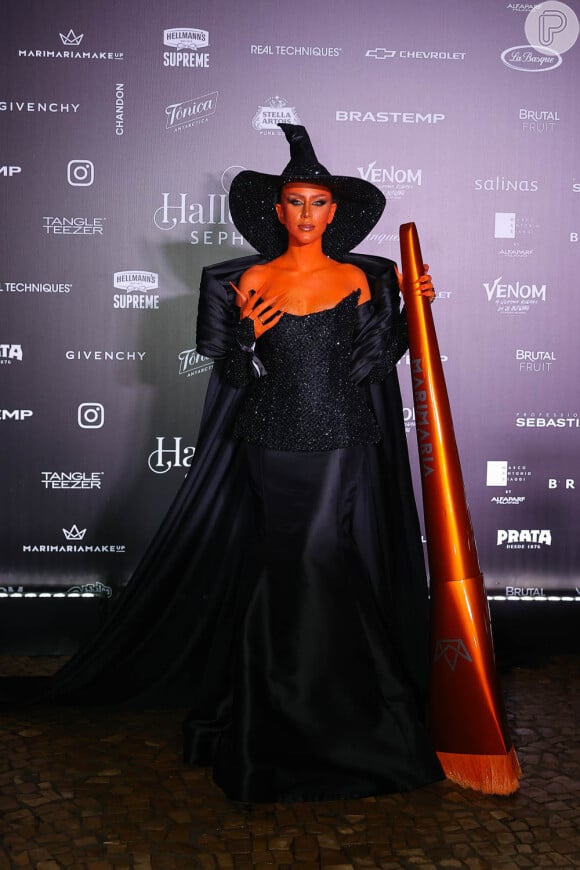 Mari Maria no Baile de Halloween da Sephora no Hotel Unique, em São Paulo, no dia 11 de outubro de 2024