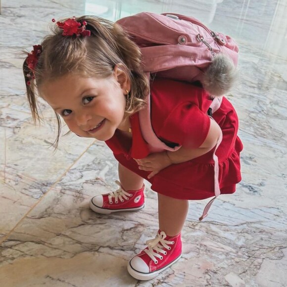 Maria Flor vai completar 2 anos de idade