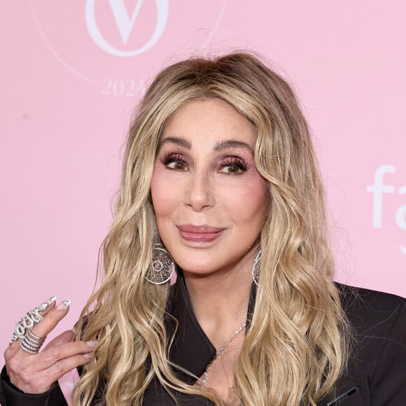 Cher trocou de cabelo para performance no 'Victoria's Secret Show 2024'