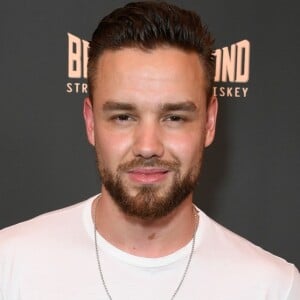 Liam Payne pegaria o passaporte carimbado com o visto na sexta-feira (18), dois dias depois da sua morte