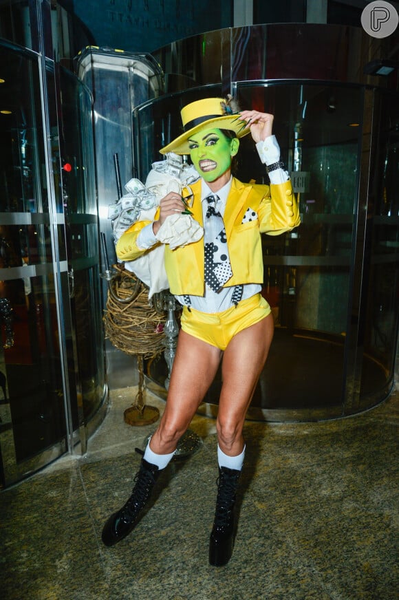 Fantasias de Halloween: Deborah Secco é sempre um ícone e esse look do Máskara deu o que falar