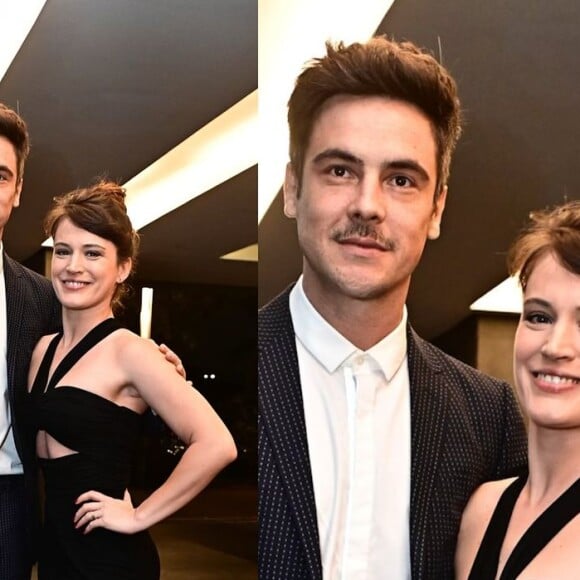 Em uma foto publicada por Bianca Bin no evento, Sérgio Guizé apareceu mais magro, com o cabelo cortado e apenas um bigode