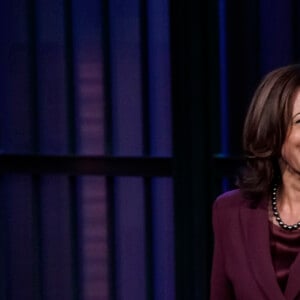 Kamala Harris é apaixonada por couve e não dispensa o vegetal de sua alimentação