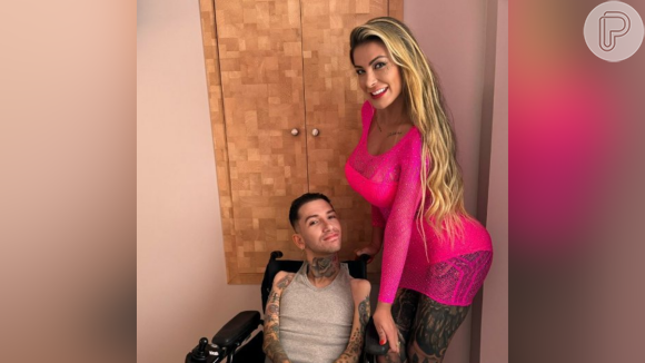 Recentemente Andressa Urach gravou um vídeo erótico com um cadeirante