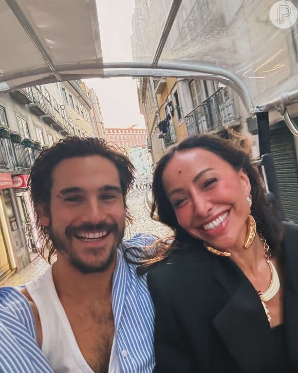 Sabrina Sato e Nicolas Prattes estão oficialmente juntos desde o carnaval deste ano