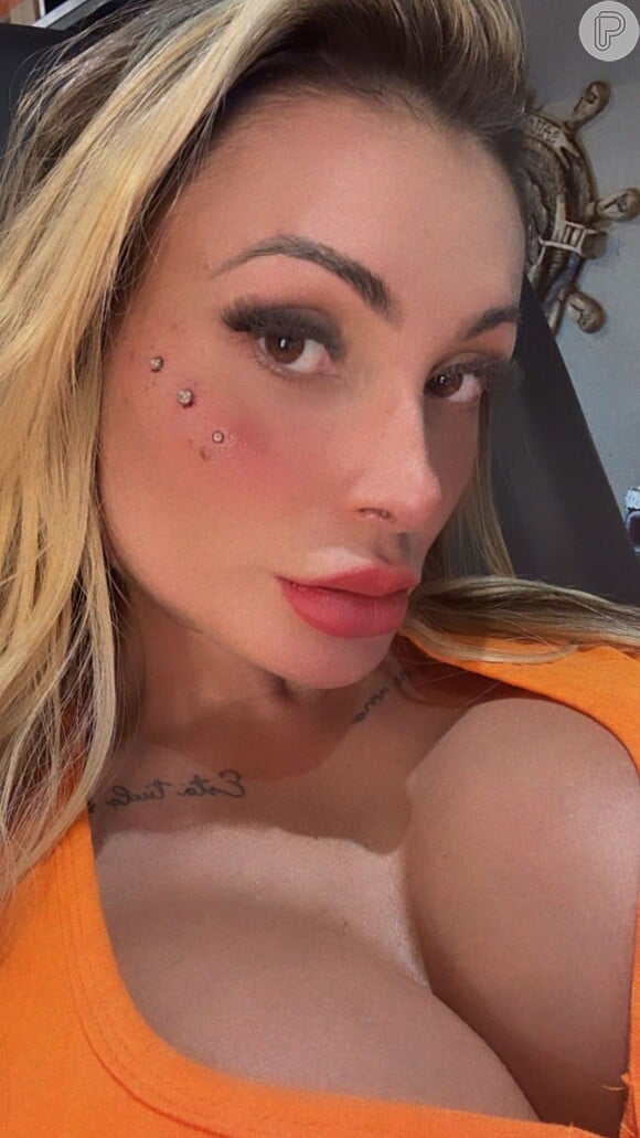 Andressa Urach não vai gravar conteúdo adulto do filho. 'Acho que seria mais eu gravando mesmo', confirma Arthur