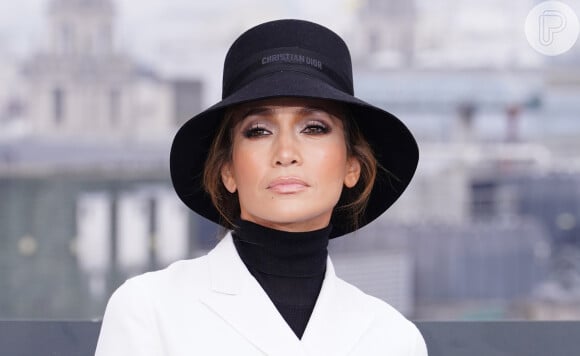 Rumor com Jennifer Lopez: enquanto alguns afirmam que 'ameaças massivas' de Diddy seriam o motivo, outros apontam que a causa seria um relatório do FBI