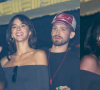 Bruna Marquezine e João Guilherme beijam muito em show de cantora que é madrinha dos 'filhos' do casal. Fotos!