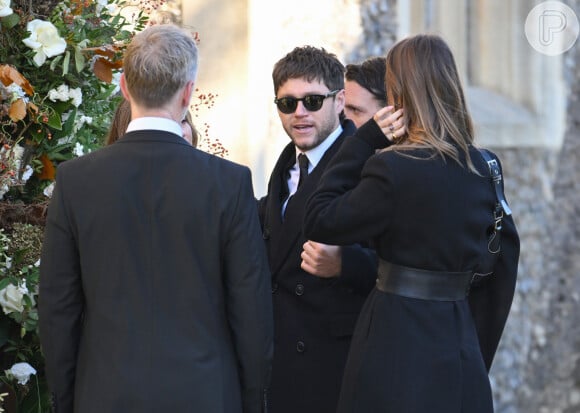 Niall Horan, outro ex-membro da 1D, também foi ao funeral.