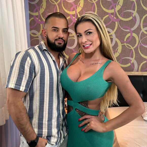 Andressa Urach anunciou parceria com o produtor de conteúdo adulto Enzinho Rocha