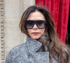 Victoria Beckham tem como principal marca registrada o semblante sério na hora de posar para fotos. São raríssimos os registros da empresária e estilista com um sorriso no rosto