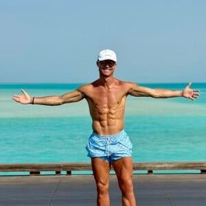 Todo definido, Cristiano Ronaldo segue uma dieta específica com 6 refeições por dia para mantê-lo