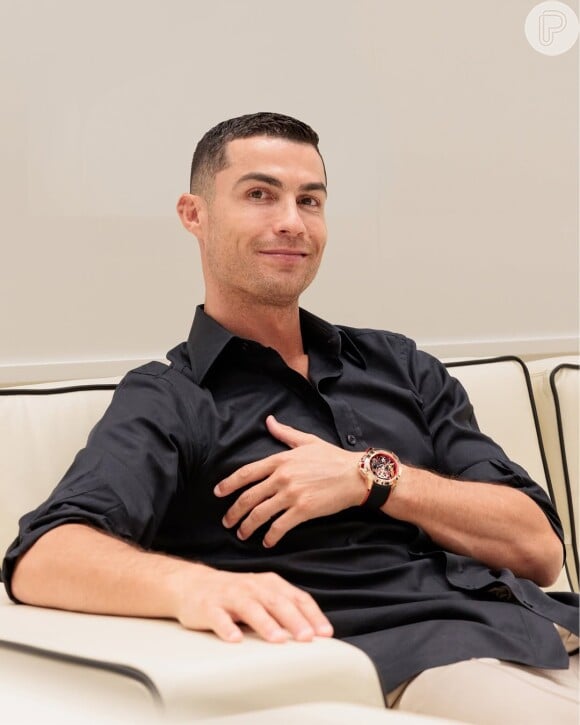 Cristiano Ronaldo já pinta as unhas do tempo há algum tempo, mas deixou alguns fãs impactados com o detalhe