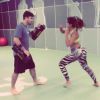 Anitta também é praticante de muay thai. Cantora postou vídeo dando socos em seu perfil no Instagram