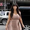 Kim Kardashian espera lucrar também durante a gravidez, vendendo fotos do chá de bebê