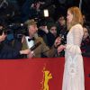Nicole Kidman exibe novo visual ao lado de James Franco em première de filme em Berlim, na Alemanha