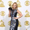 Miranda Lambert leva o troféu de Melhor Álbum Country