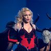 'É uma ficção. Não é muito sexy, talvez seja para alguém que nunca transou antes', afirma Madonna sobre o filme 'Cinquenta Tons de Cinza'
