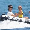 Cristiano Ronaldo com o filho, Cristiano Ronaldo Jr., em passei de barco por Saint-Tropez