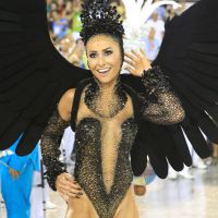 Sabrina Sato usa body preto decotado em desfile da Vila Isabel: 'Era surpresa'