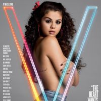 Selena Gomez mostra boa forma em foto de topless para revista