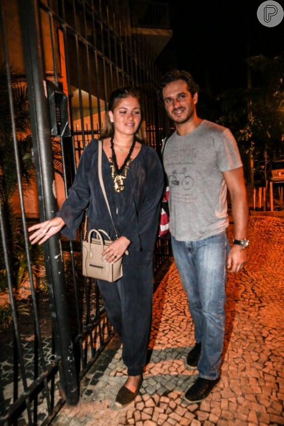 Paulo Rocha esteve na festa que reuniu parte do elenco de 'Império' no apartamento de Leandra Leal