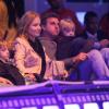 Angélica e Luciano levam os filhos Joaquim (7) e Benício (5) para assistir o espetáculo 'Disney on ice' em junho de 2012