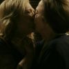 O beijo entre Teresa (Fernanda Montenegro) e Estela (Nathalia Timberg) foi um dos responsáveis pelo sucesso da estreia da novela das nove que conquistou 35 pontos de audiência