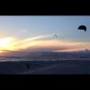 Cristiane Dias posta foto praticando kitesurf no instagram