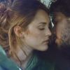 Júlia (Isabelle Drummond) e Pedro (Jayme Matarazzo) se beijam, em 'Sete Vidas'