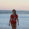 Fernanda Vasconcellos faz treino funcional na praia do Pepino, em São Conrado, no Rio, nesta quarta-feira, 25 de março de 2015
