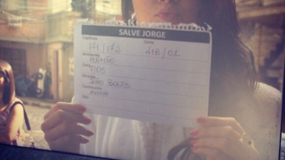 Após noitada com Neymar, Bruna Marquezine passa dia em gravação de 'Salve Jorge'