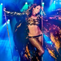 Jennifer Lopez exibe corpo sarado para promover música com rapper Pitbull
