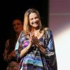 Luana Piovani ganha troféu de Melhor Produção pela peça 'Mania de Explicação' no Prêmio Zilka Sallaberry de Teatro Infantil, no Rio de Janeiro, em 7 de abril de 2015