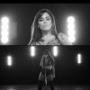 Foi no dia 19 de abril de 2013 que Anitta se tornou a poderosa do funk. Nesta data, a cantora lançou o clipe 'Show das Poderosas' todo em preto e branco e com um sutiã de spikes bem característico. Hoje o clipe já passa de 100 milhões de acessos