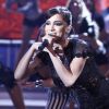 Anitta celebra marco na carreira com 'Show das Poderosas'. Veja a evolução da cantora!