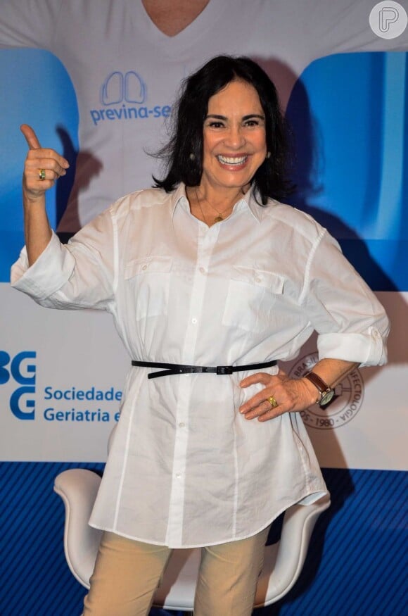 A campanha de vacinação contra a pneumonia que contou com a participação de Regina Duarte aconteceu em São Paulo