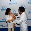 Regina Duarte participa e toma vacina na campanha Previna-se, contra a pneumonia