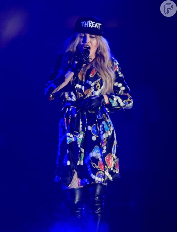 Madonna faz show surpresa no festival Coachella