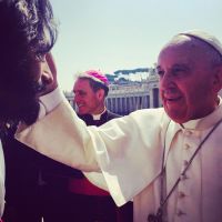 Rodrigo Santoro conhece Papa Francisco prestes a viver Jesus no filme 'Ben-Hur'