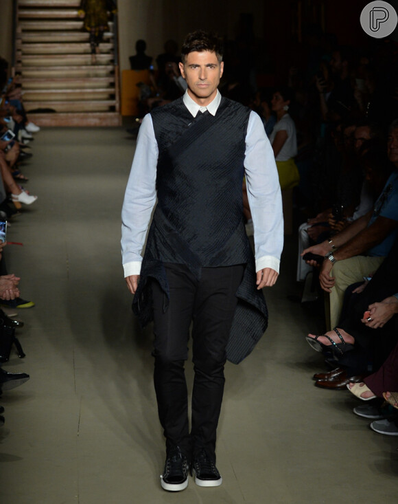 Elenco gravou sequência da novela 'Verdades Secretas' na São Paulo Fashion Week, na tarde desta quinta-feira, 16 de abril de 2015