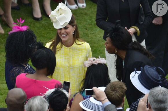 Kate Middleton deve dar à luz em julho. A mídia inglesa diz que o parto seria no dia 13