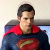 Cavill comentou sobre os bonecos Clark Kent lançados após 'O Homem de Aço': 'É um mini eu'