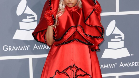 Veja os piores vestidos usados pelas famosas em tapete vermelho em 2012