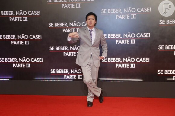 Ken Jeong posa durante a pré-estreia de 'Se Berber, Não Case - Parte III'